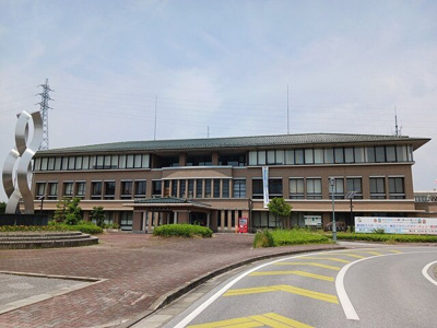【周辺】 | ブリーズタウン愛知川 | 愛荘町役場愛知川庁舎まで830m