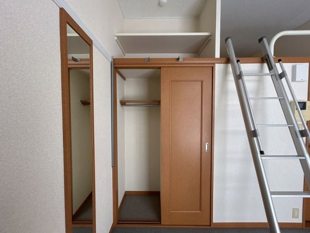 レオパレスアドミラブールワタルの内装