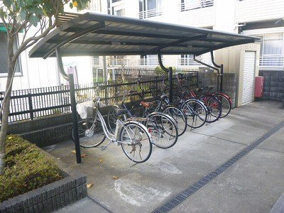 レオパレスヒロのその他|屋根付き駐輪場