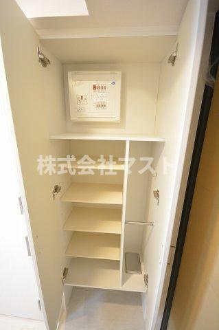 エスリード大阪リブレの収納