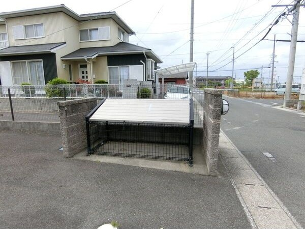 ルーチェ石浜　　 刈谷市近郊の賃貸はクラスホーム刈谷店の駐車場