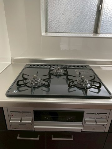 グランツレジデンスのキッチン|写真は105を流用しています