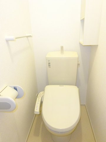ブリーゼ小張木Ⅱのトイレ
