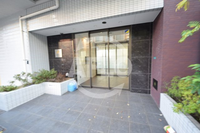 クレビオス難波EASTのエントランス|クレビオス難波ＥＡＳＴ　エントランス