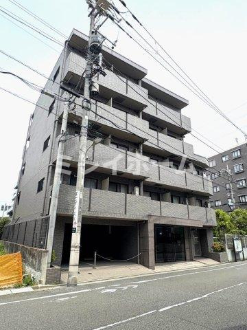 ルーブル多摩川伍番館の外観