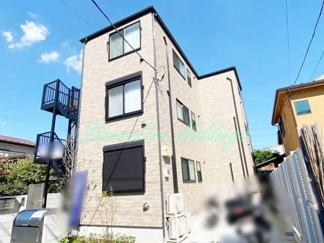 茅ヶ崎市十間坂１丁目のアパートの外観