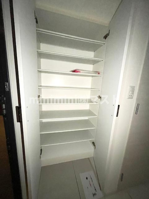 S-RESIDENCE難波EASTの収納