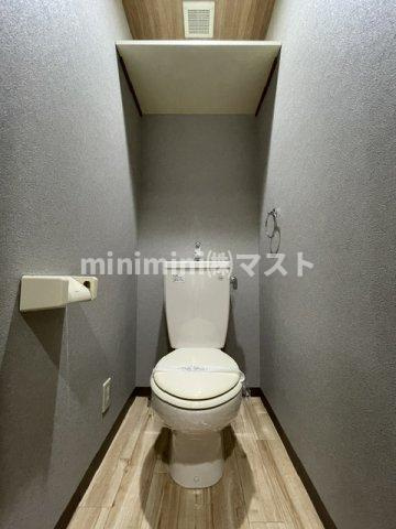 MIYO87天下茶屋のトイレ|別号室参考写真
