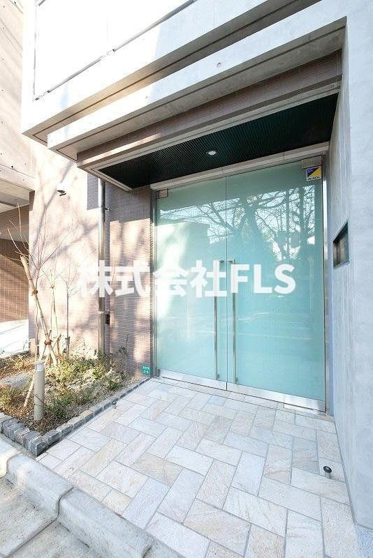 豊島区高松３丁目の賃貸マンションのエントランス