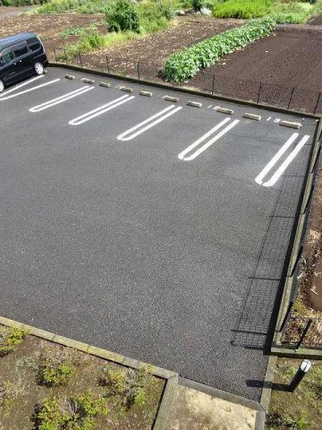 ラ　ポワールⅡの駐車場