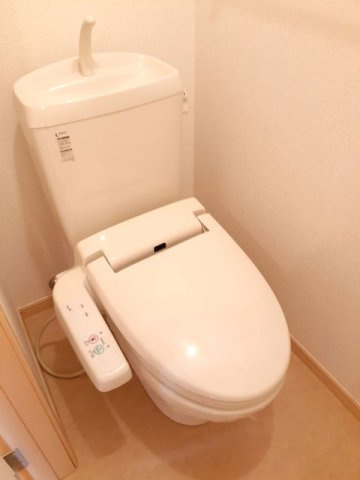 クレメント・エスのトイレ