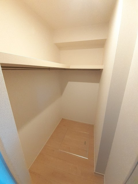 カレントヒルズ善導寺Ⅱの収納|収納豊富です