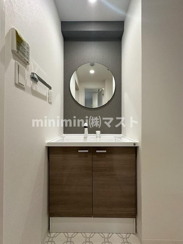 BROAD大阪天満RESIDENCEの洗面所