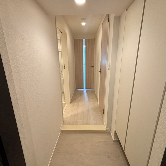 パークアクシス品川天王洲アイルの玄関|※写真は同タイプ住戸です。