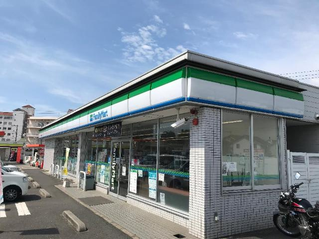 ルミエール　ラパンの周辺|ファミリーマート倉敷中島松之内店まで83ｍ