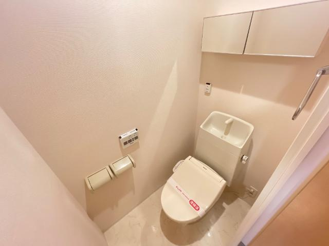 コンフォート池元のトイレ|シャワー付トイレ