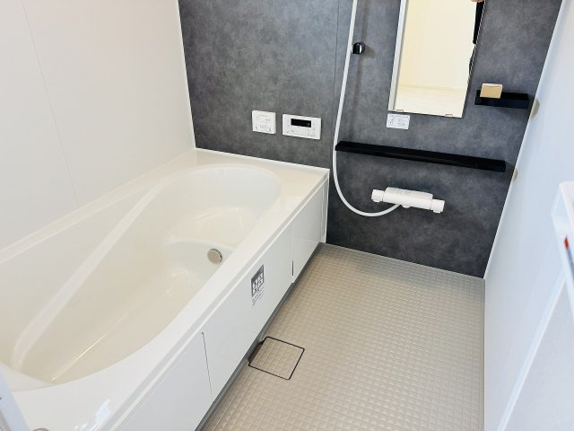 八王子市　上柚木　新築一戸建て　３期の浴室|～のびのびくつろげるバスルーム　１日の締めくくりに癒やしのバスタイムを～