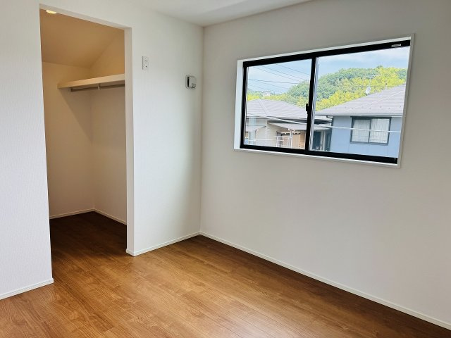 八王子市　上柚木　新築一戸建て　３期の子供部屋|～2階北側5.2帖の洋室　ウォークインクローゼットのあるお部屋です～