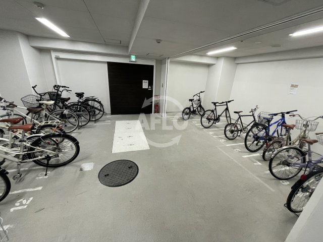 Grandi Utsubo Parkのその他共用部分|Grande Utsubo Park（グランディウツボパーク）　駐輪場