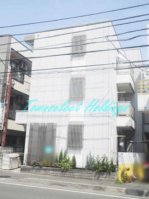 藤沢市片瀬３丁目のアパートの外観