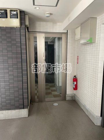 AQUAS Will 浅草のエントランス