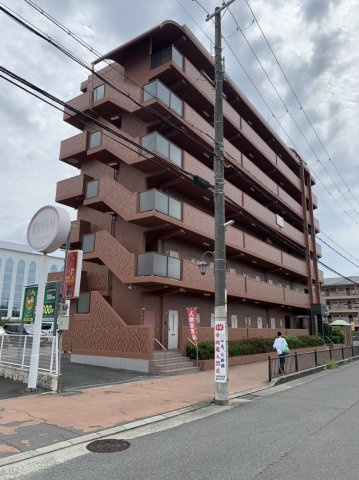 ラヴェールミナミの外観