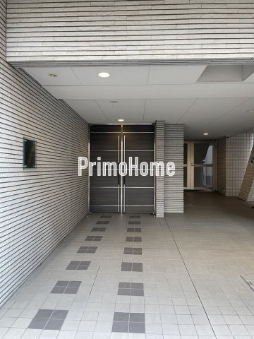 アールクレスト秋葉原のエントランス
