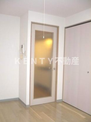 【寝室】 | Ｃ♭ | 落ち着いて過ごせるお部屋なので、寝室にいかがでしょうか