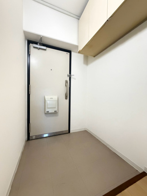 【玄関】 | メゾン水無瀬４号館