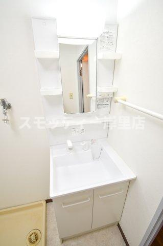 フローレンス吉田の洗面所