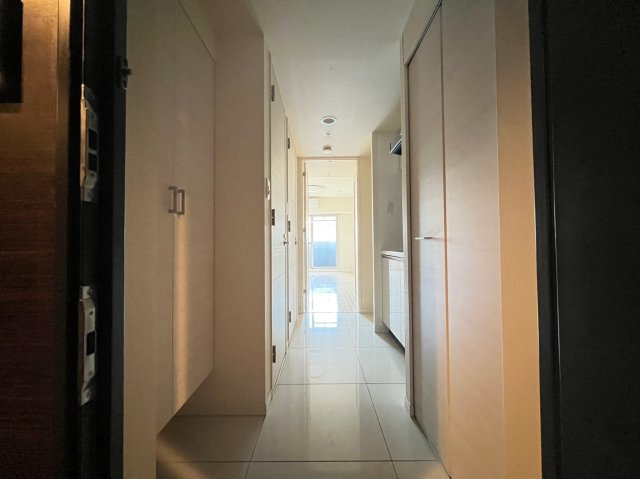 S-RESIDENCE難波EASTの玄関