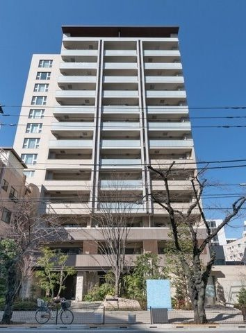 プラウド日暮里の外観