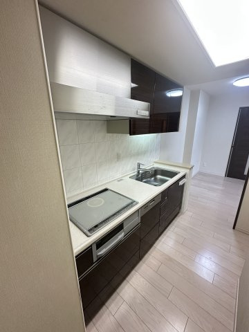 阿波座ライズタワーズマーク20のキッチン