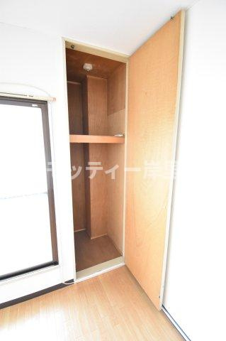 栄光ロイヤルハイツの収納