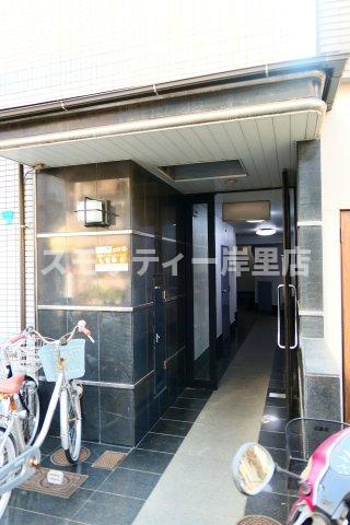 栄光ロイヤルハイツのエントランス