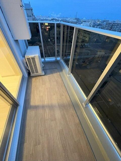 ＧＥＮＯＶＩＡ谷塚のバルコニー