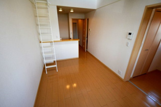 南向き・角部屋☆ロフト付きのお部屋です♪