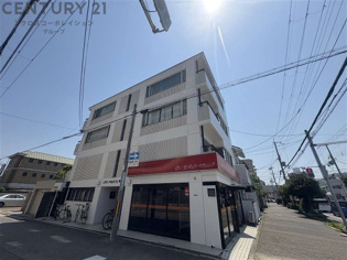 ライフポケット甲子園の外観