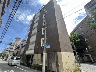 ソリューション甲子園の外観