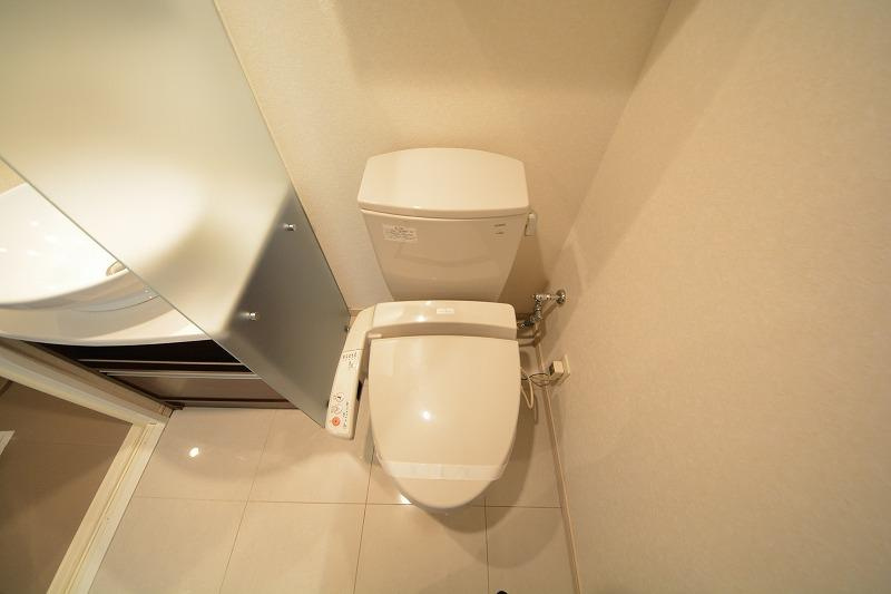 ISM谷町六丁目のトイレ|ISM谷町六丁目　温水洗浄便座