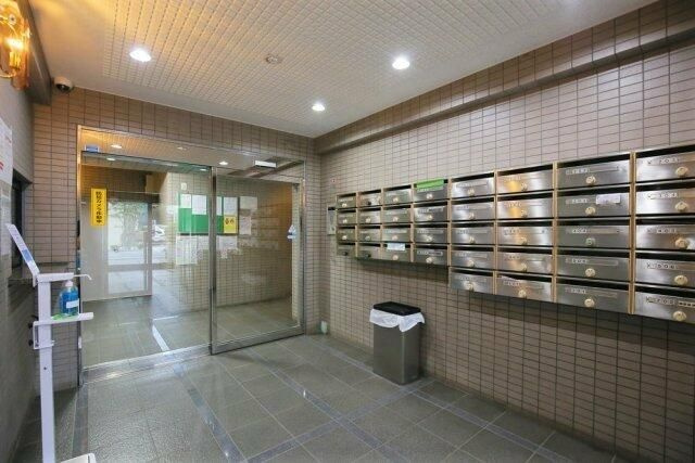 アートイン巣鴨のエントランス