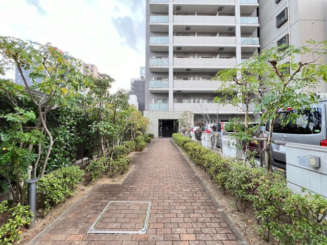 イーストヴィラ梅田のエントランス