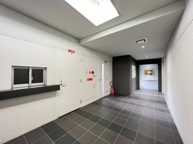 イーストヴィラ梅田のロビー
