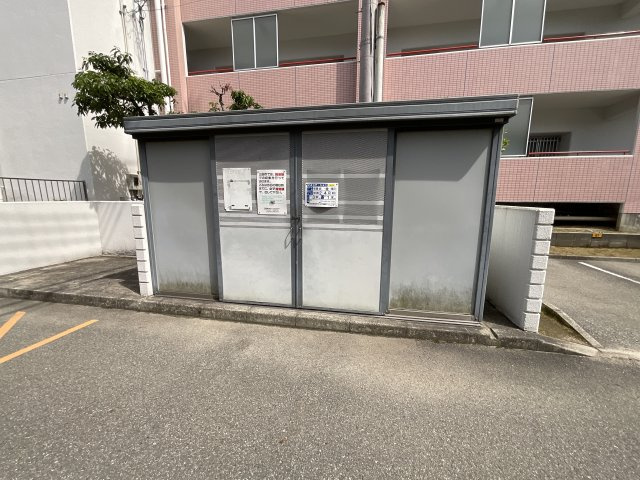 【その他】 | ダイヤカルムA棟 | ゴミステーションです