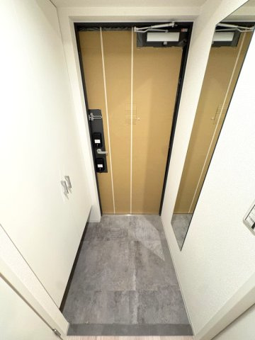 【玄関】プレリスＮＥＯ大阪十三エルヴィオン