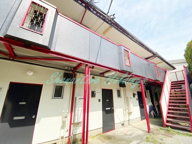 藤沢市大鋸１丁目のアパートのエントランス