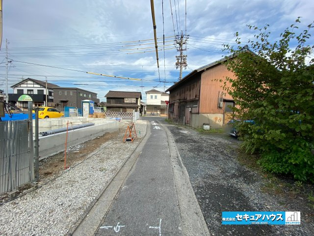 【同施工物件ご案内可能】東海市養父町南堀畑　全2棟の前面道路含む現地写真|事前予約にて現地ご見学いただけます！お気軽にお問い合わせください♪
■株式会社　セキュアハウス■
住宅ローンに強く、知識、経験豊富なスタッフ在籍
お客様に寄り添い、ご成約後もサポート致します。
