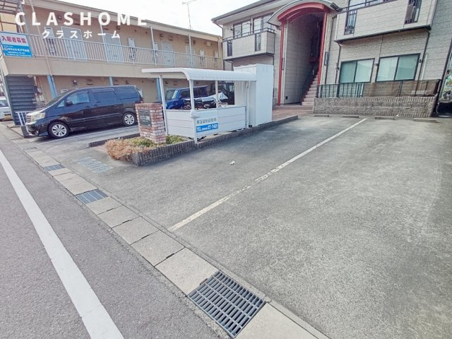 ハピネス神明　　　刈谷市近郊の賃貸はクラスホームの駐車場