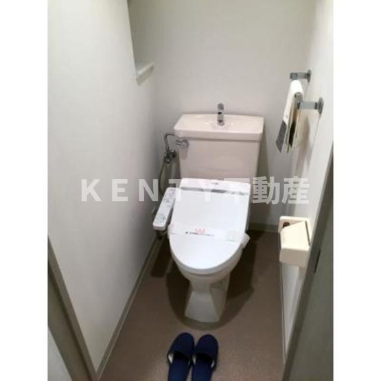【トイレ】 | レジデンスシャルマン林試の森 | 清潔感のあるトイレです