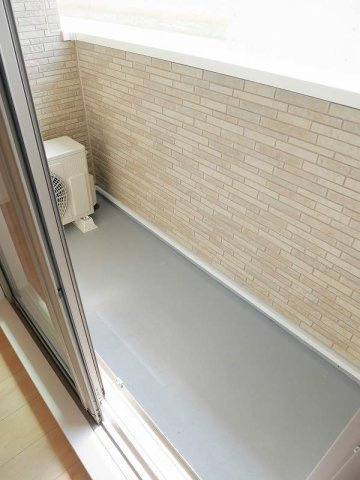 【バルコニー】 | ａｖａｎｔｉ | バルコニーからの眺めを楽しみながら食事をしませんか